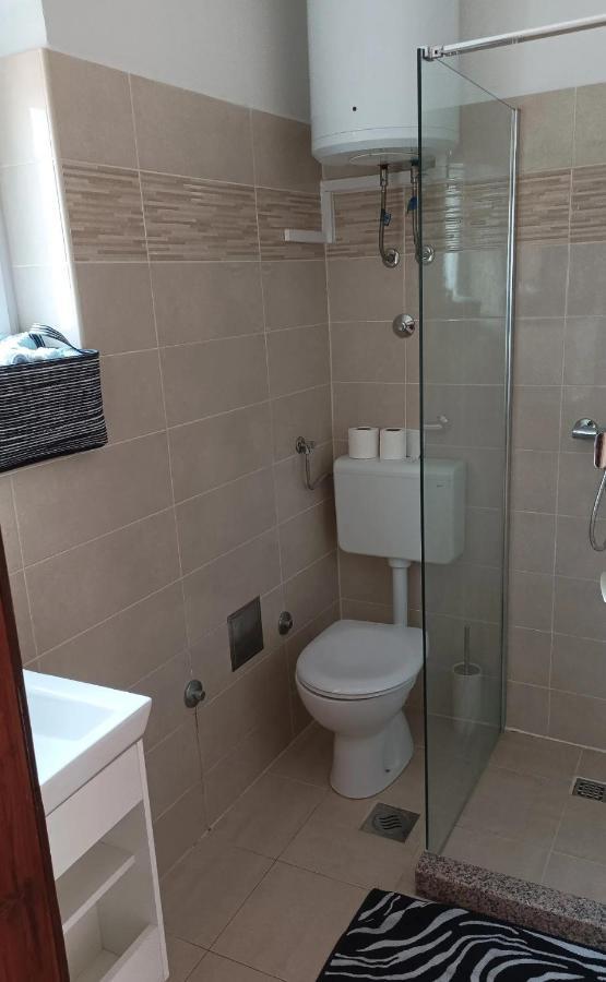 Family Apartments Tomy Пунат Екстер'єр фото
