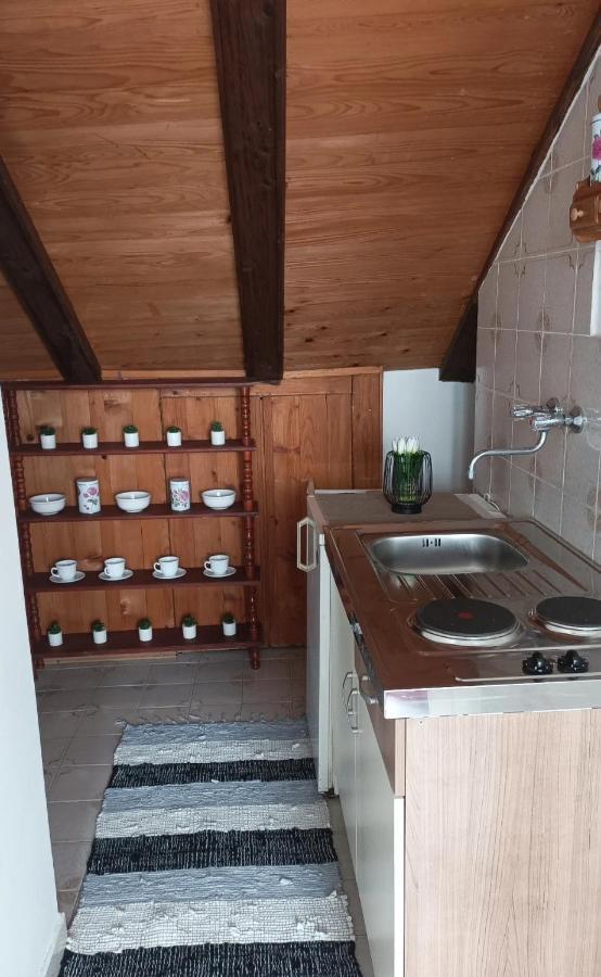 Family Apartments Tomy Пунат Екстер'єр фото