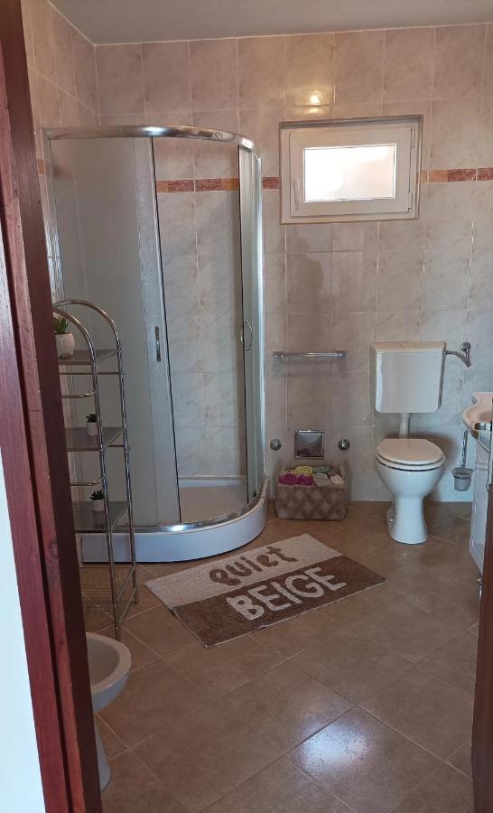 Family Apartments Tomy Пунат Екстер'єр фото