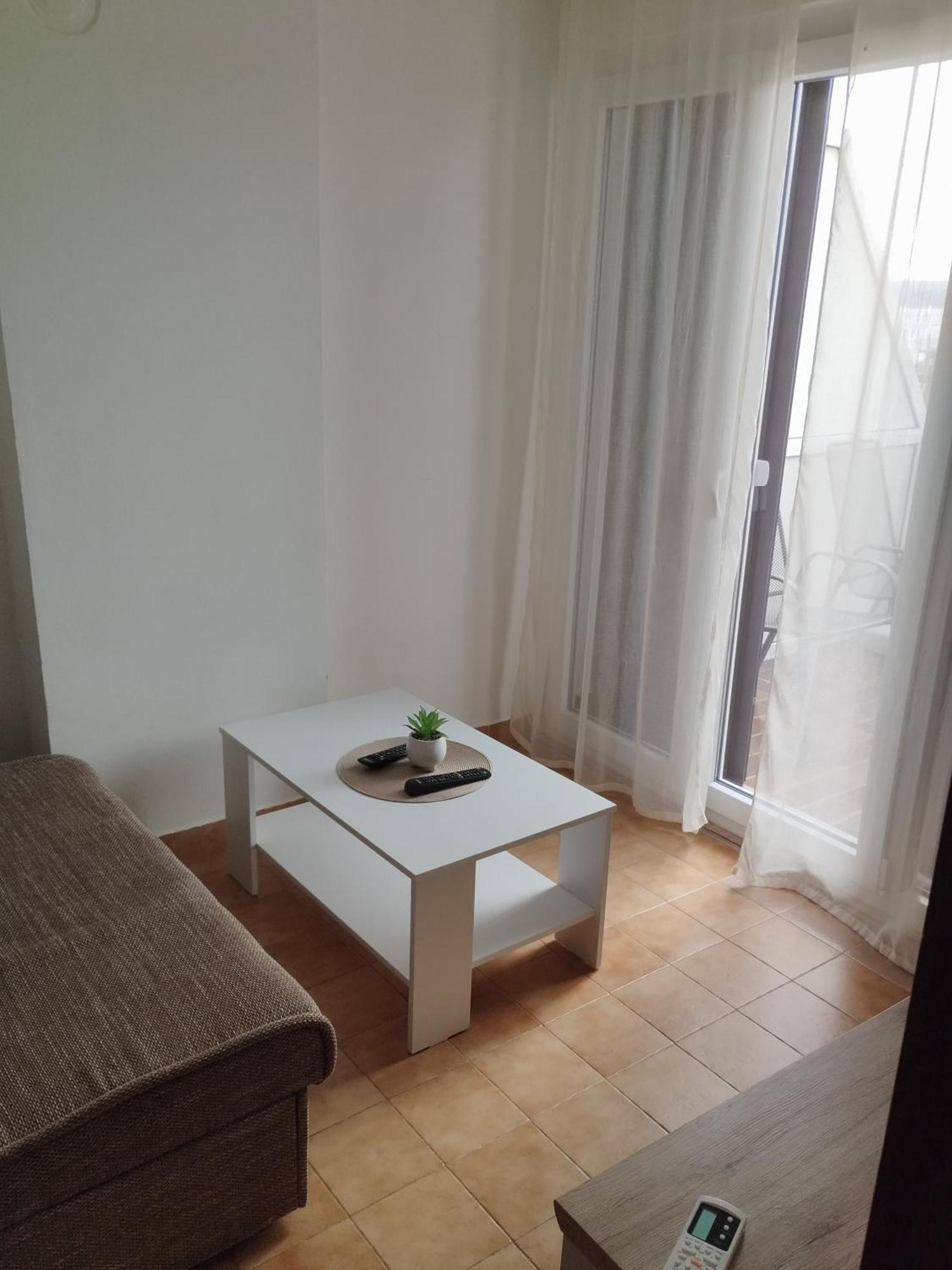Family Apartments Tomy Пунат Екстер'єр фото